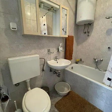 Renata Apartamento *